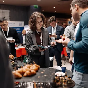 Круглый стол